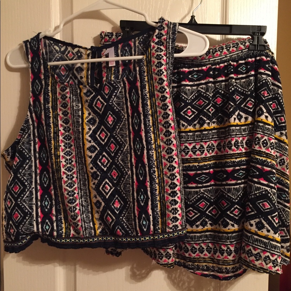 Cute two-piece top & skirt
